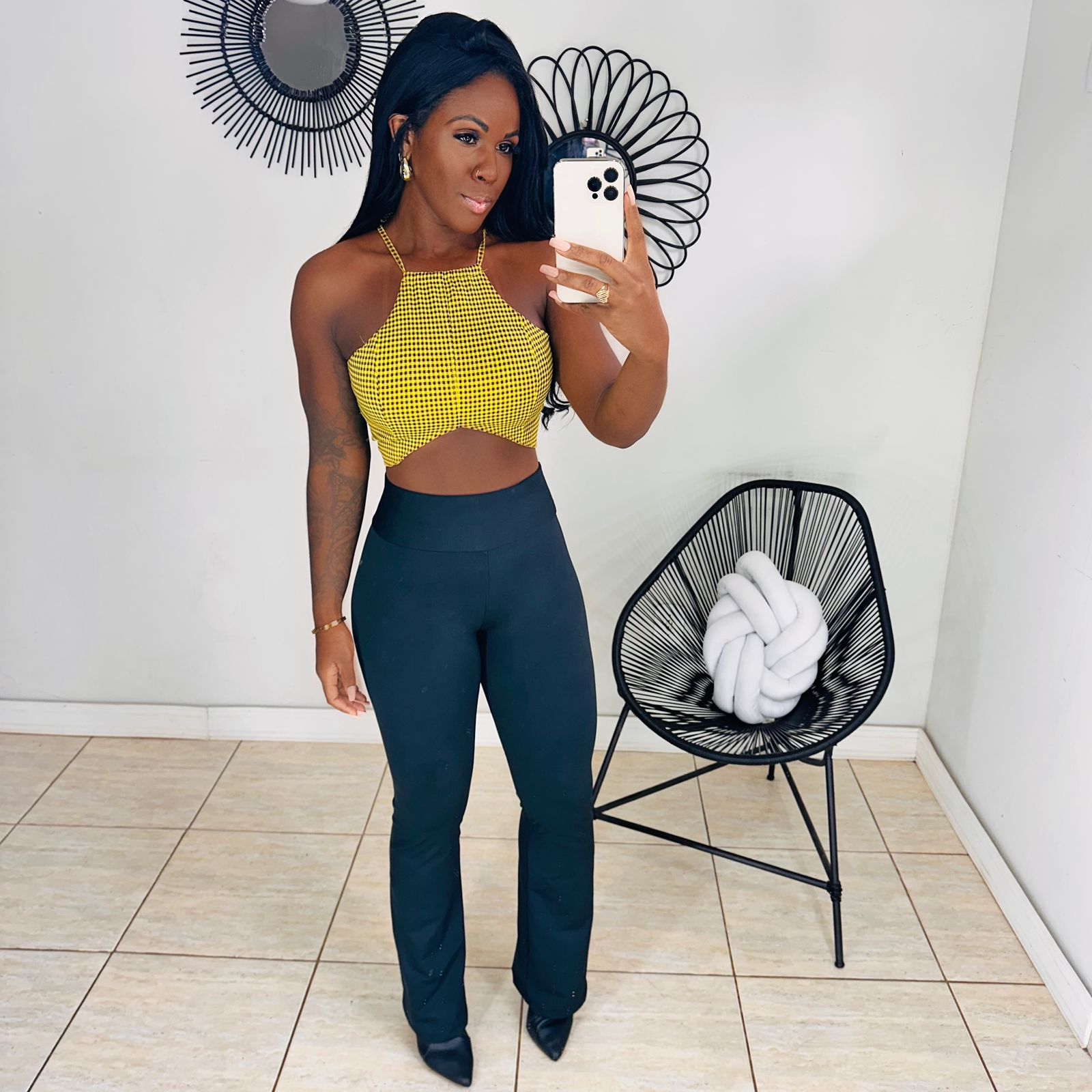 Cropped Mônica