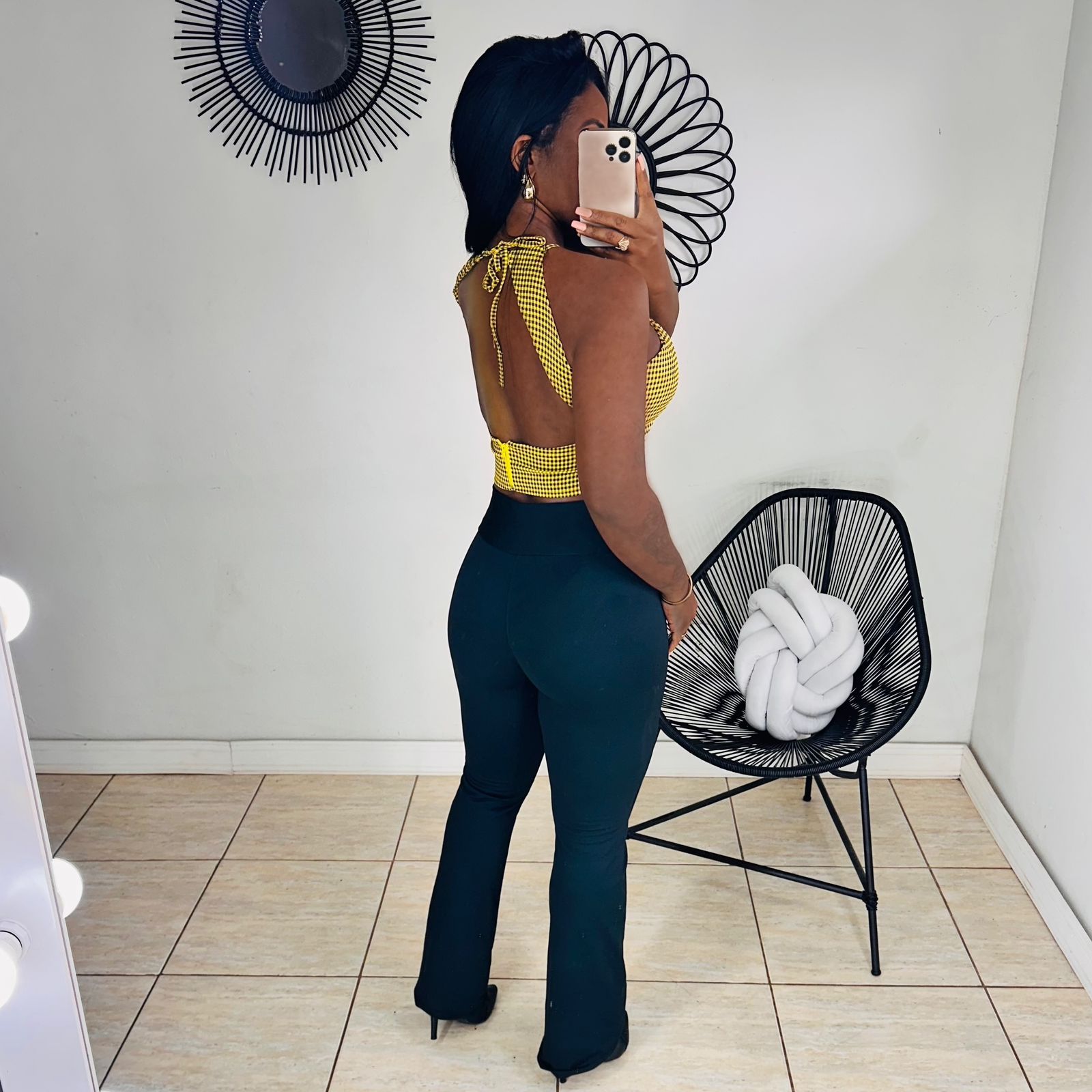 Cropped Mônica