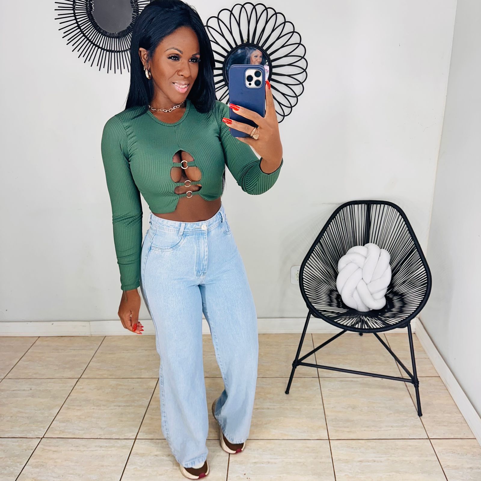 Cropped Juli